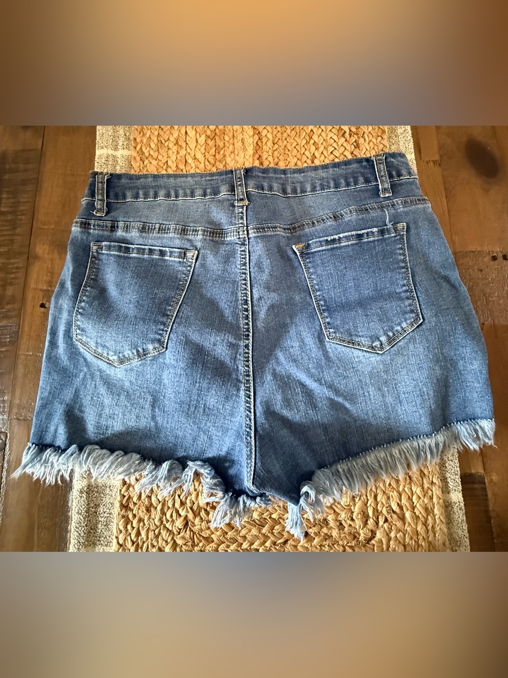 High Rise Ripped Frayed Stretchy Jean Shorts - Picture 3 of 8